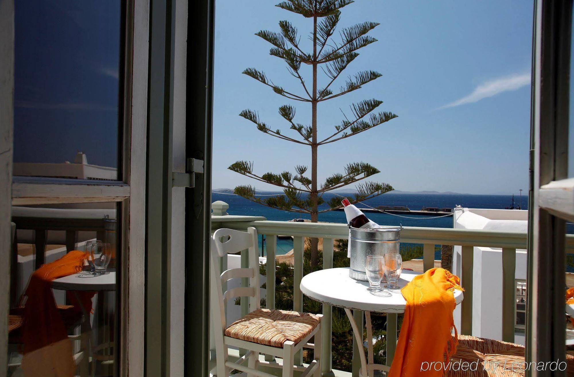 Olia Hotel Tourlos Rum bild